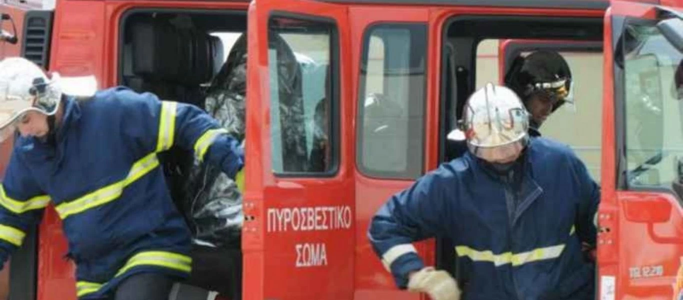 Φωτιά στο Σπατατζίκι Αττικής - Ακινητοποιήθηκε η αμαξοστοιχία 53 για λόγους ασφαλείας